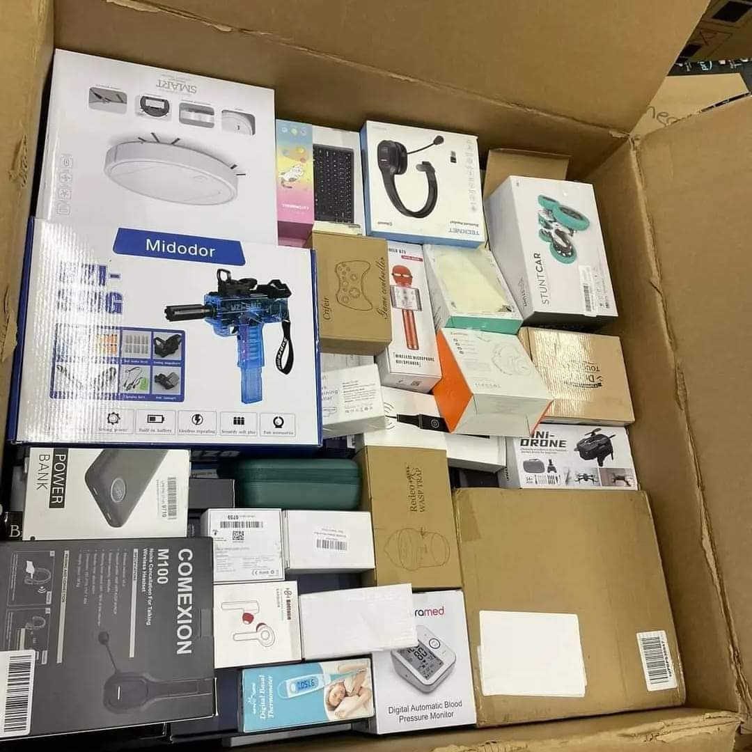 Electronics Mystery Boxes Pallet - Image 3