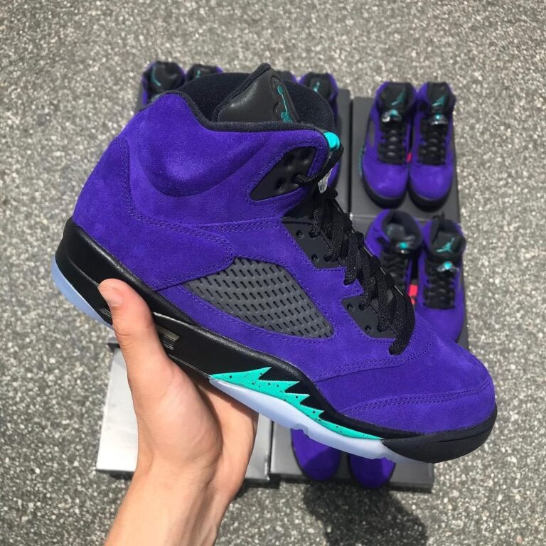 Jordans Shoes Pallets - Image 5