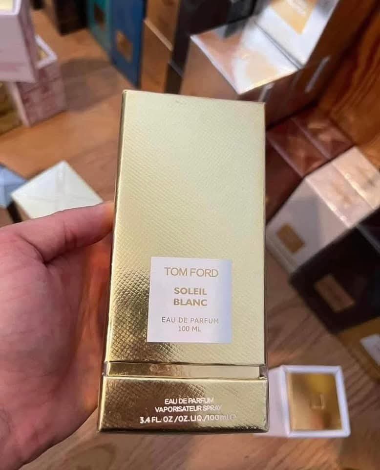 Authentic Perfume Pallets - Image 11